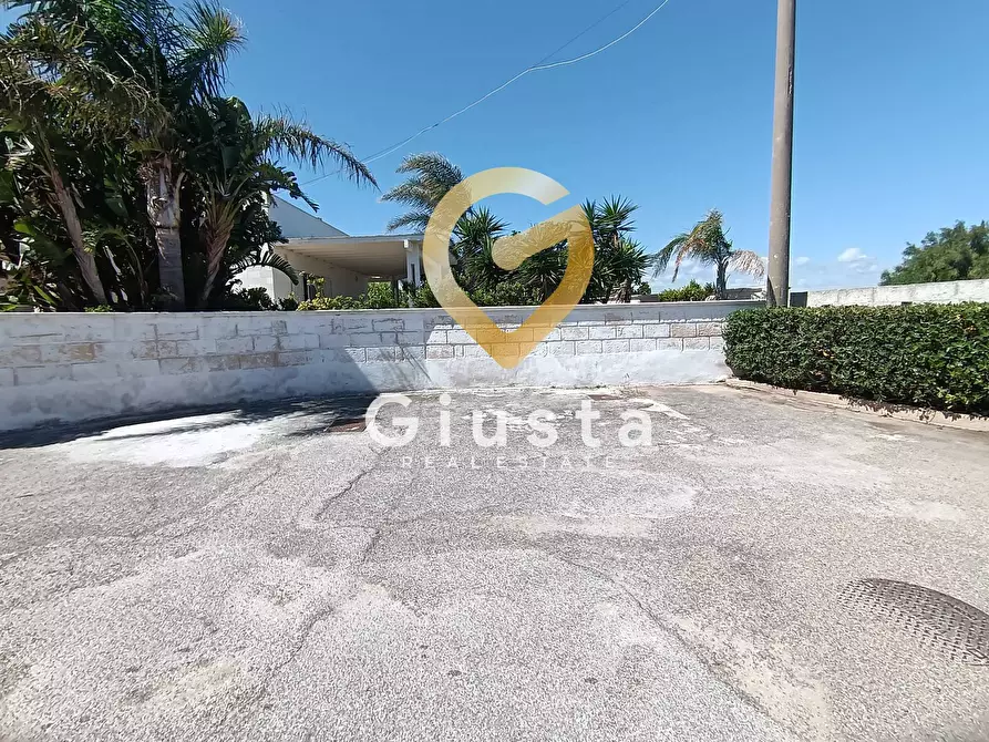 Immagine 5 di Villa in vendita  in Contrada fontanelle snc a Ostuni