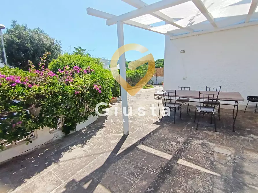 Immagine 11 di Villa in vendita  in Contrada fontanelle snc a Ostuni