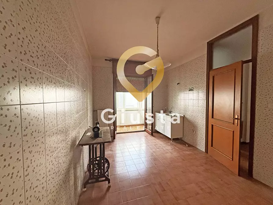 Immagine 12 di Appartamento in vendita  in Via Imperatore costantino 23 a Brindisi