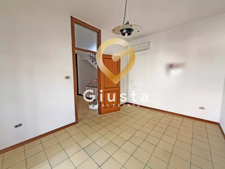 Immagine 22 di Appartamento in vendita  in Via Imperatore costantino 23 a Brindisi