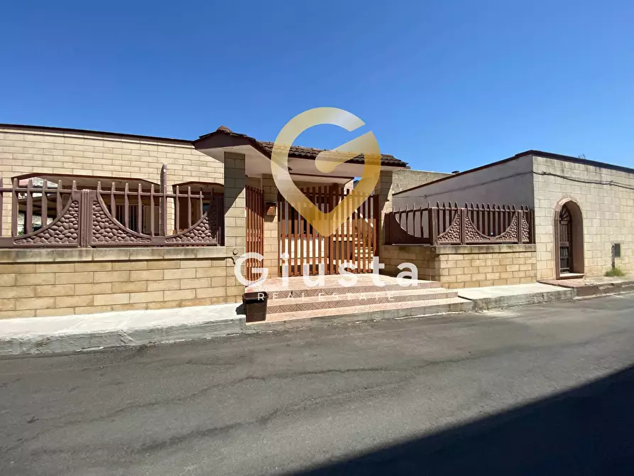 Immagine 2 di Casa indipendente in vendita  in Via Gioacchino Rossini 4 a Latiano