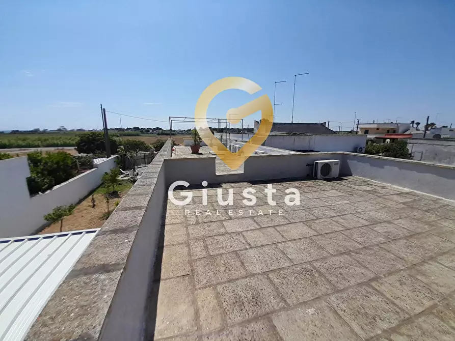 Immagine 22 di Villa in vendita  in Via Urbino 7 a Cellino San Marco