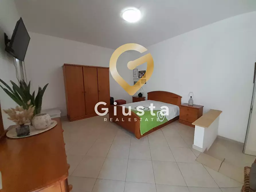 Immagine 45 di Villa in vendita  in Via Urbino 7 a Cellino San Marco