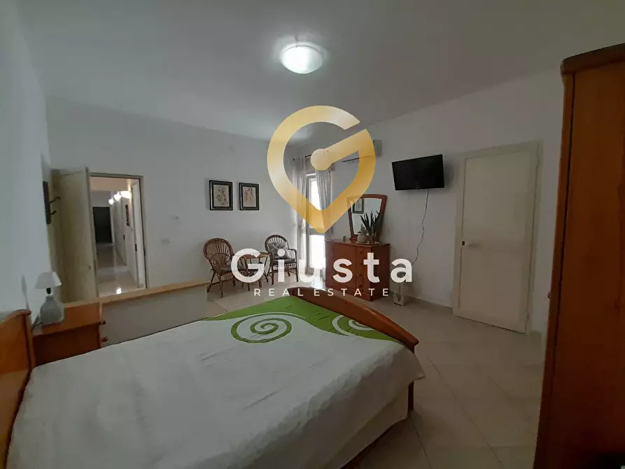 Immagine 46 di Villa in vendita  in Via Urbino 7 a Cellino San Marco