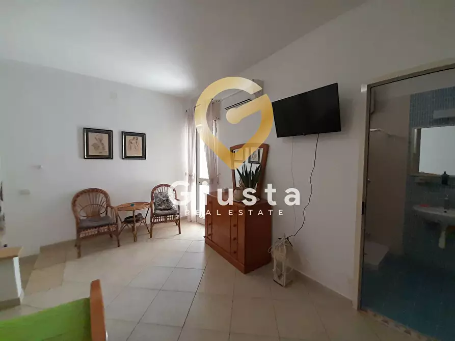 Immagine 49 di Villa in vendita  in Via Urbino 7 a Cellino San Marco