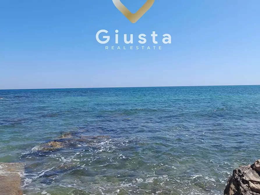 Immagine 59 di Villa in vendita  in Via Urbino 7 a Cellino San Marco