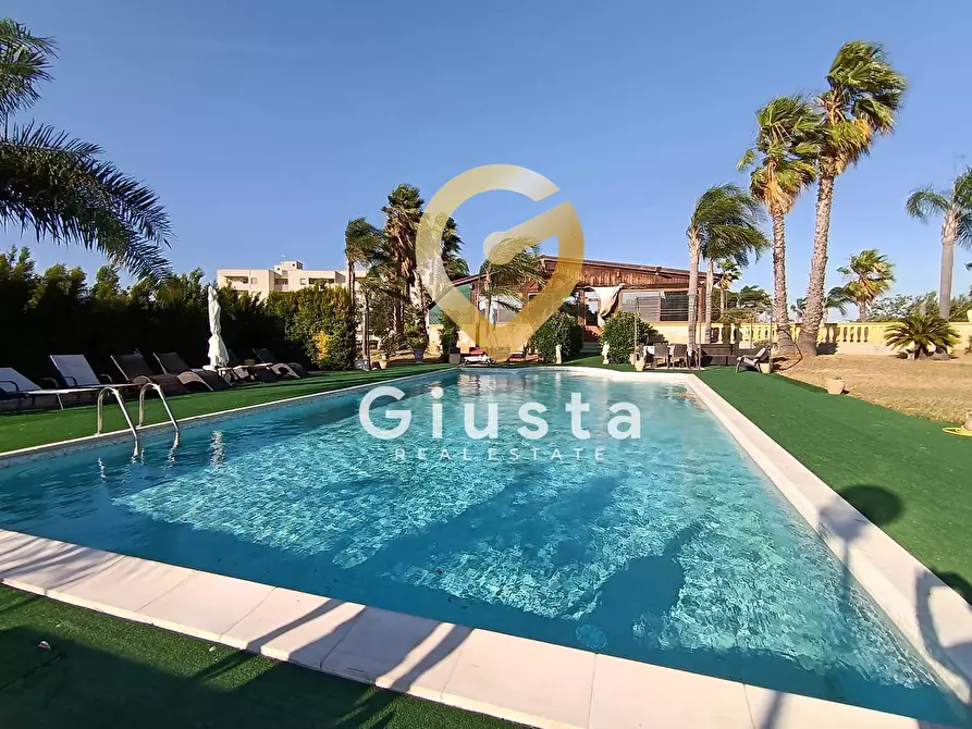 Immagine 11 di Casa indipendente in vendita  in Via  XI  Settembre snc a San Vito Dei Normanni