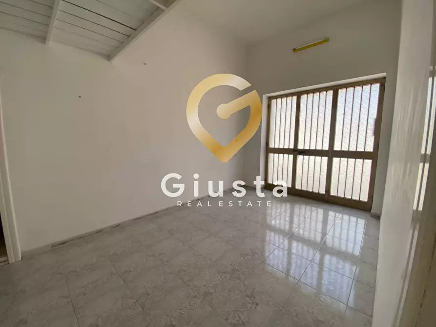 Immagine 17 di Casa semindipendente in vendita  in Via Giuseppe Trono 205 a Mesagne