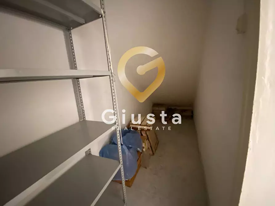 Immagine 19 di Casa semindipendente in vendita  in Via Giuseppe Trono 205 a Mesagne