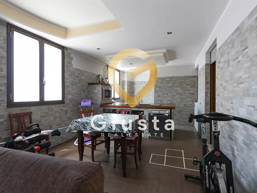 Immagine 12 di Appartamento in vendita  in Via Gerolamo Aleandro 11 a Brindisi