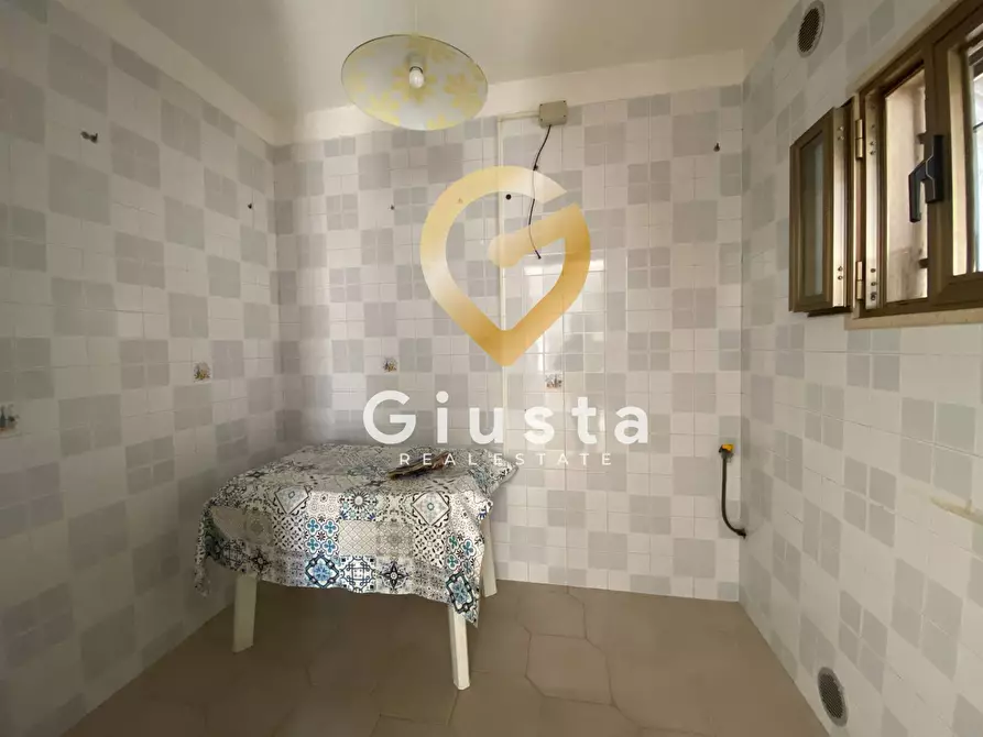 Immagine 13 di Casa semindipendente in vendita  in Via Giuseppe Trono 205 a Mesagne