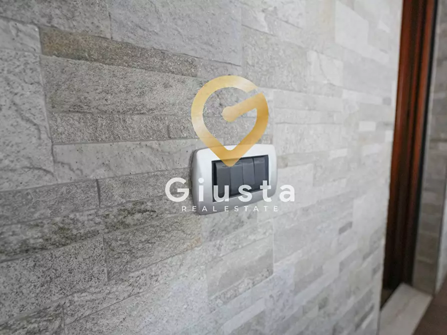 Immagine 33 di Appartamento in vendita  in Via Gerolamo Aleandro 11 a Brindisi