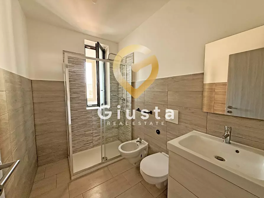 Immagine 14 di Appartamento in vendita  in Largo Antonio Pacinotti 3 a Brindisi