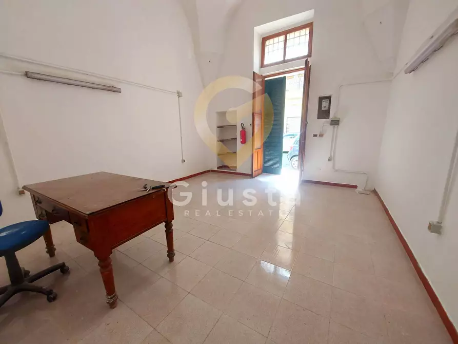 Immagine 6 di Attività commerciale in affitto  in Via Saponea 42 a Brindisi