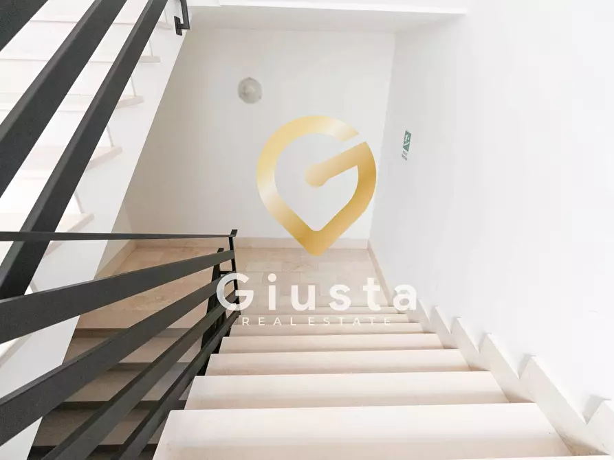 Immagine 36 di Appartamento in vendita  in Via Agrigento 60 a Mesagne