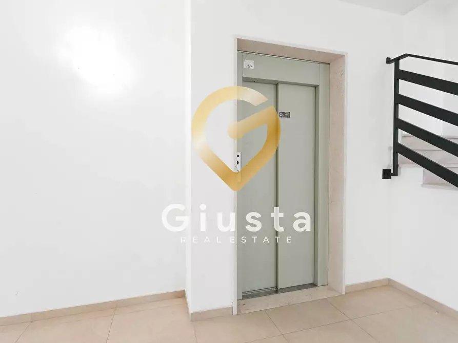 Immagine 40 di Appartamento in vendita  in Via Agrigento 60 a Mesagne