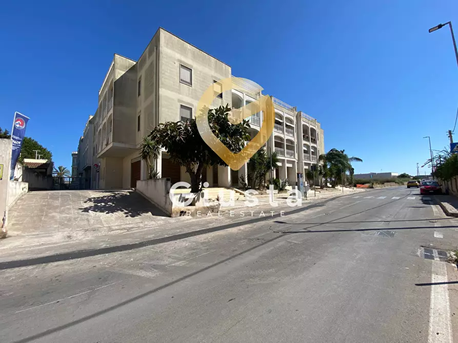 Immagine 1 di Appartamento in vendita  in Via Materdomini 12 a Brindisi