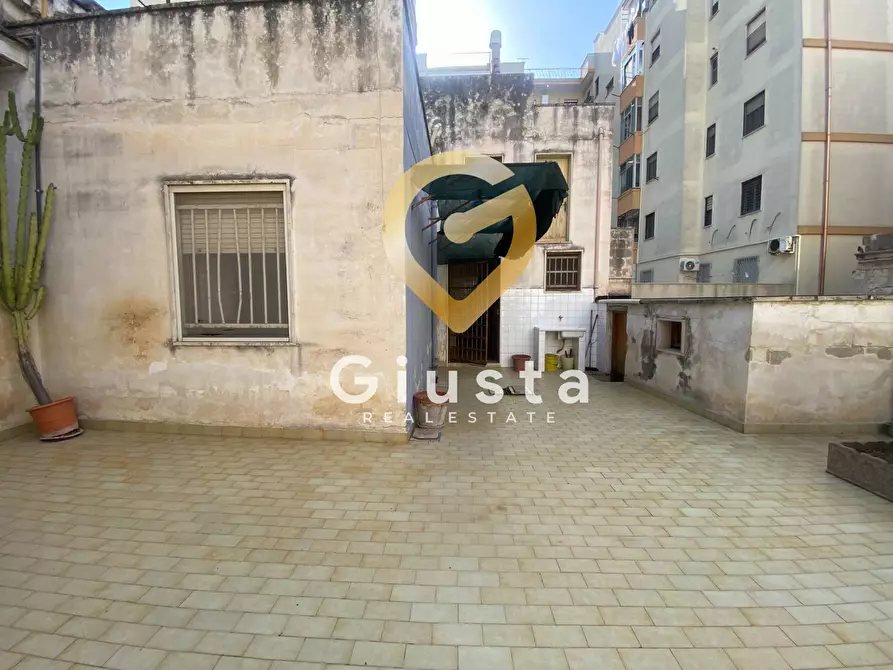 Immagine 23 di Casa indipendente in vendita  in via  Ponte Ferroviario 23 a Brindisi