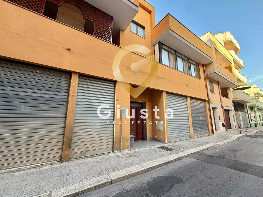 Immagine 30 di Casa indipendente in vendita  in Via Monte sabotino 64 a Brindisi