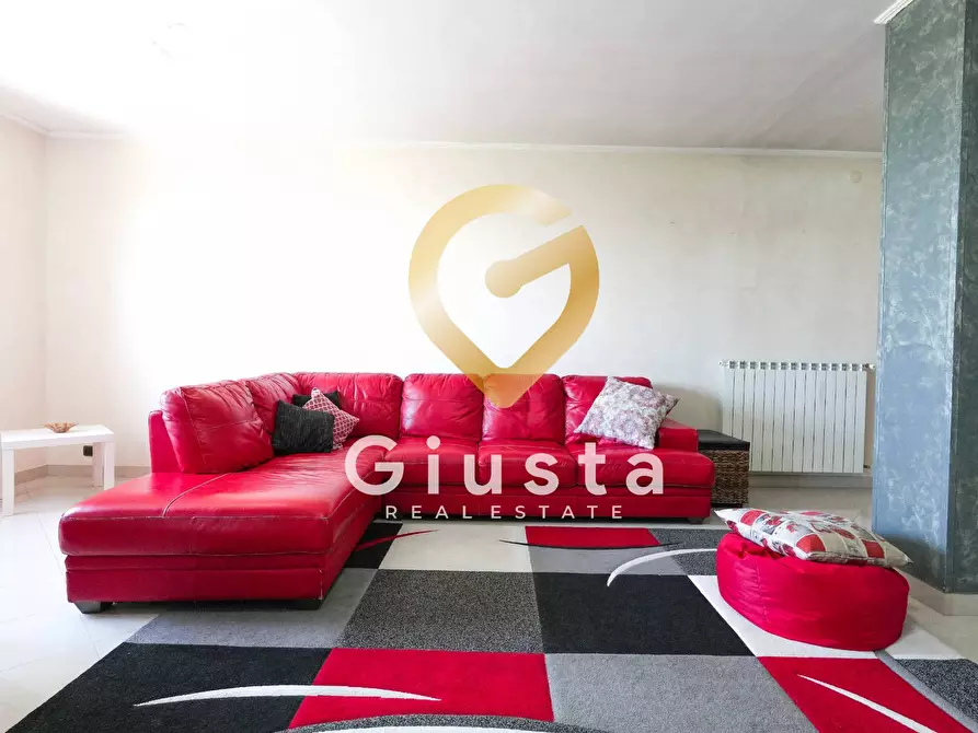 Immagine 1 di Appartamento in vendita  in Via Leonardo da Vinci 28 a Brindisi