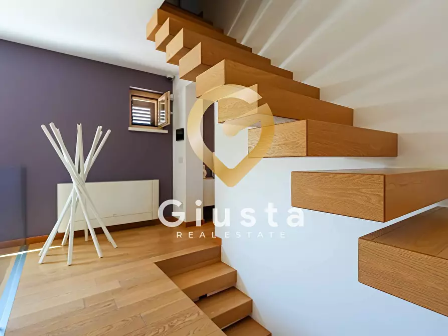 Immagine 3 di Villetta a schiera in vendita  in Via Delle Croci SN a Fasano