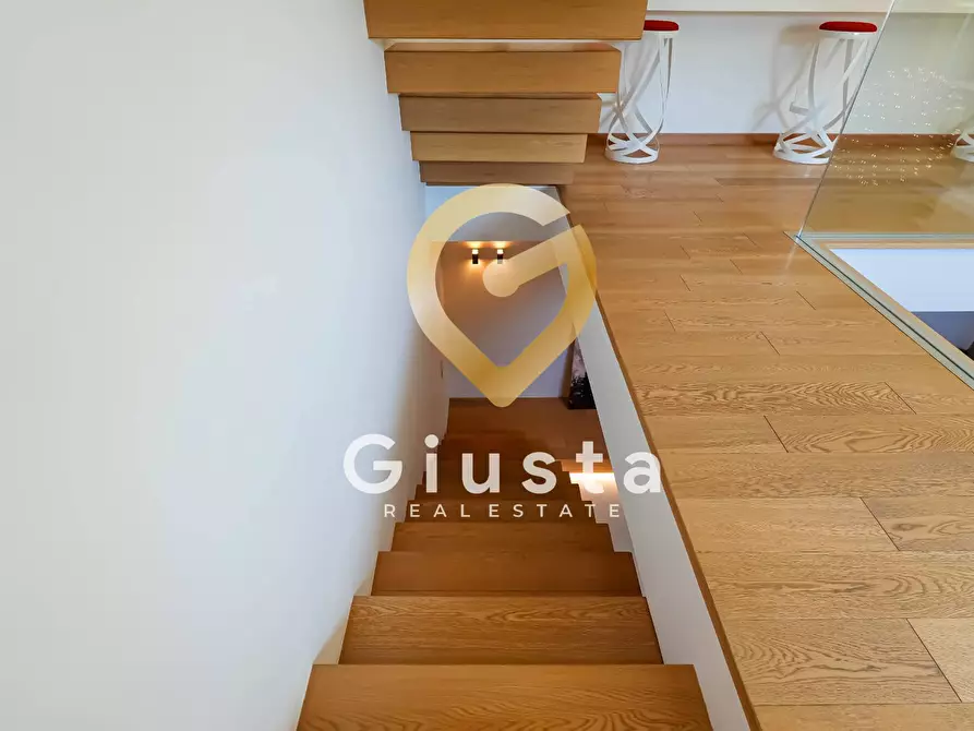 Immagine 7 di Villetta a schiera in vendita  in Via Delle Croci SN a Fasano