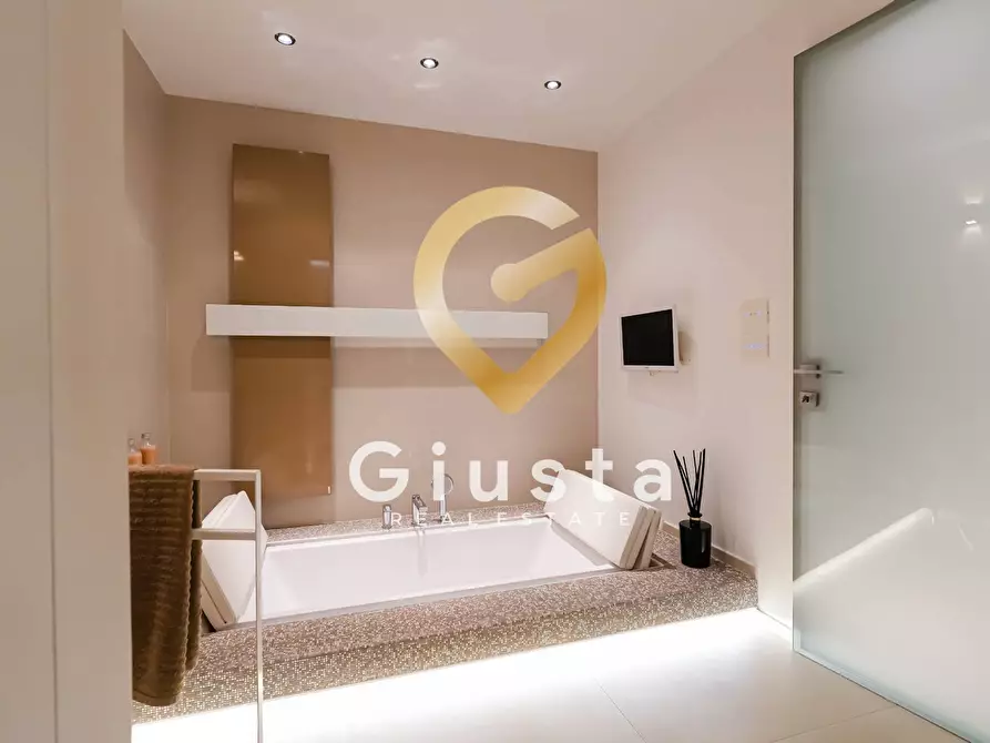 Immagine 17 di Villetta a schiera in vendita  in Via Delle Croci SN a Fasano