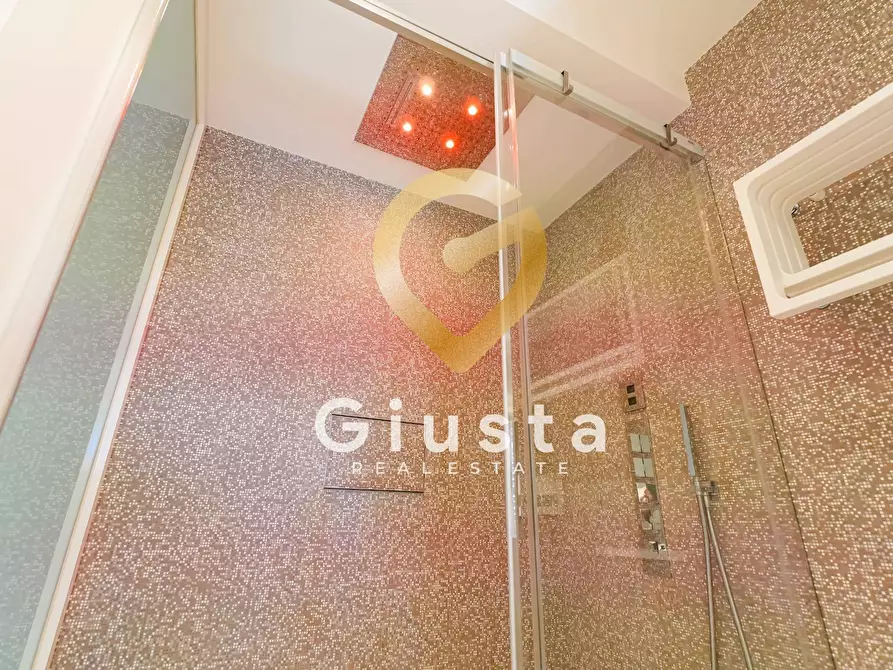 Immagine 30 di Villetta a schiera in vendita  in Via Delle Croci SN a Fasano