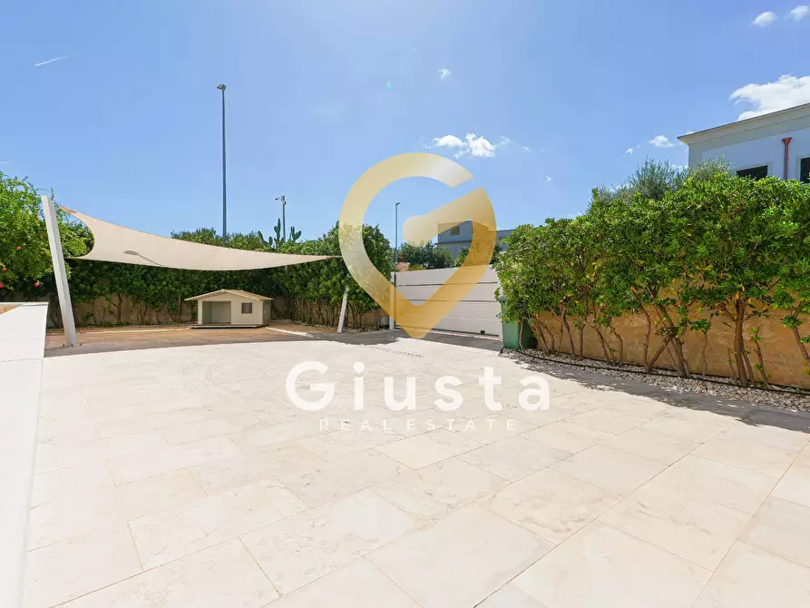 Immagine 77 di Villetta a schiera in vendita  in Via Delle Croci SN a Fasano