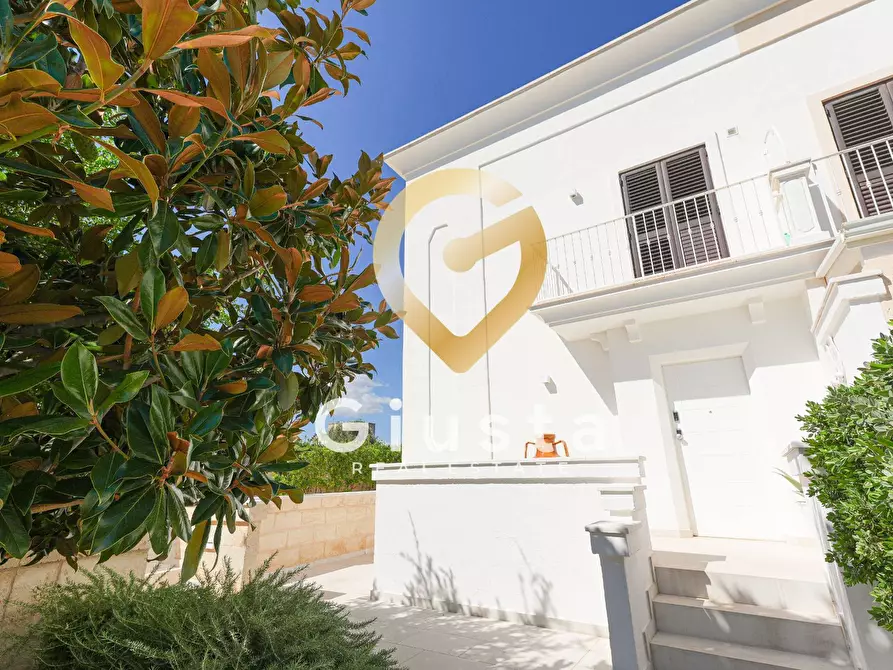 Immagine 79 di Villetta a schiera in vendita  in Via Delle Croci SN a Fasano