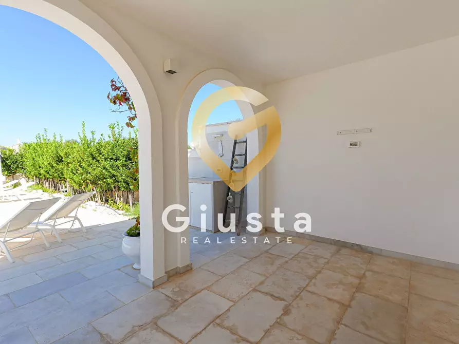 Immagine 81 di Villetta a schiera in vendita  in Via Delle Croci SN a Fasano