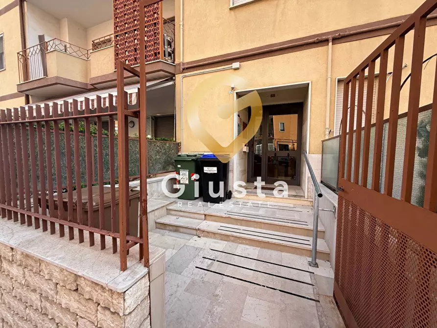 Immagine 2 di Appartamento in vendita  in Via Pastrengo 43 a Brindisi