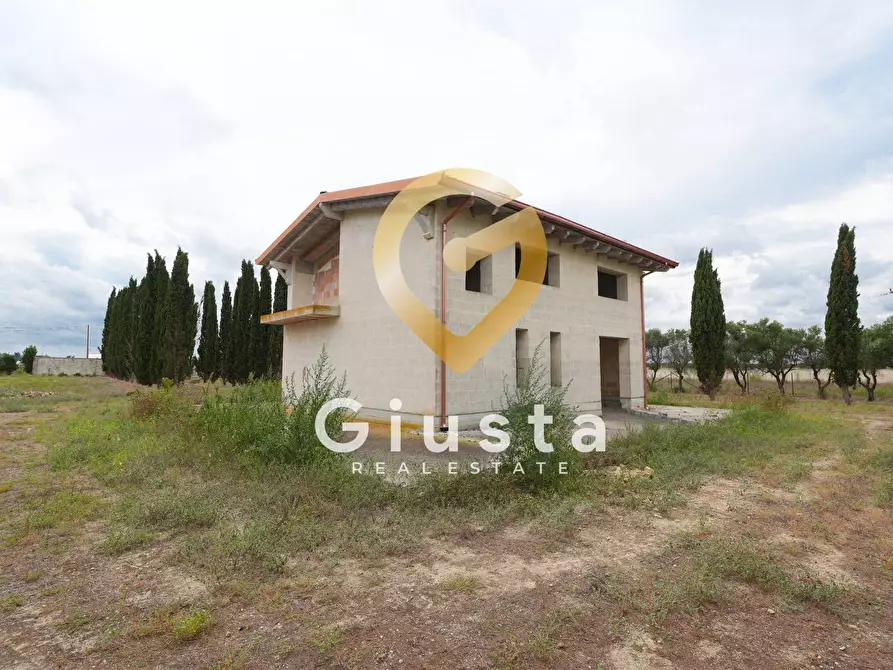 Immagine 5 di Villa in vendita  in via vittorio emanuele III a San Pancrazio Salentino