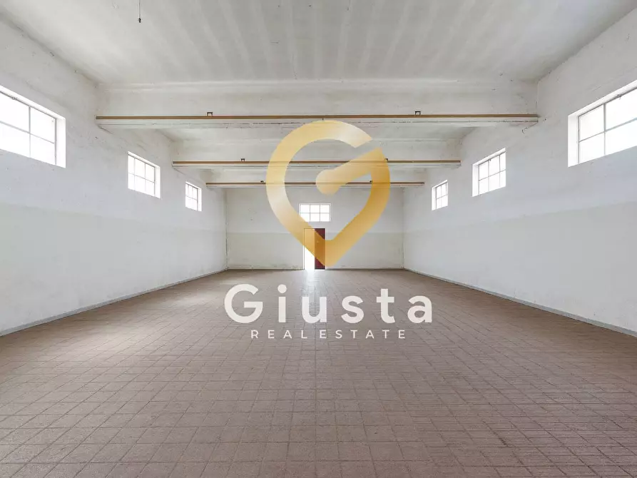 Immagine 20 di Agriturismo in vendita  in Strada Comunale Scarciulli SN a Putignano