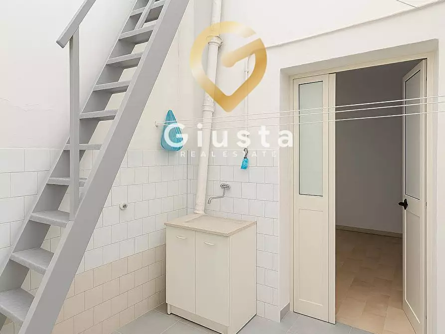 Immagine 17 di Casa indipendente in vendita  in Via Monte San Michele 31 a Brindisi