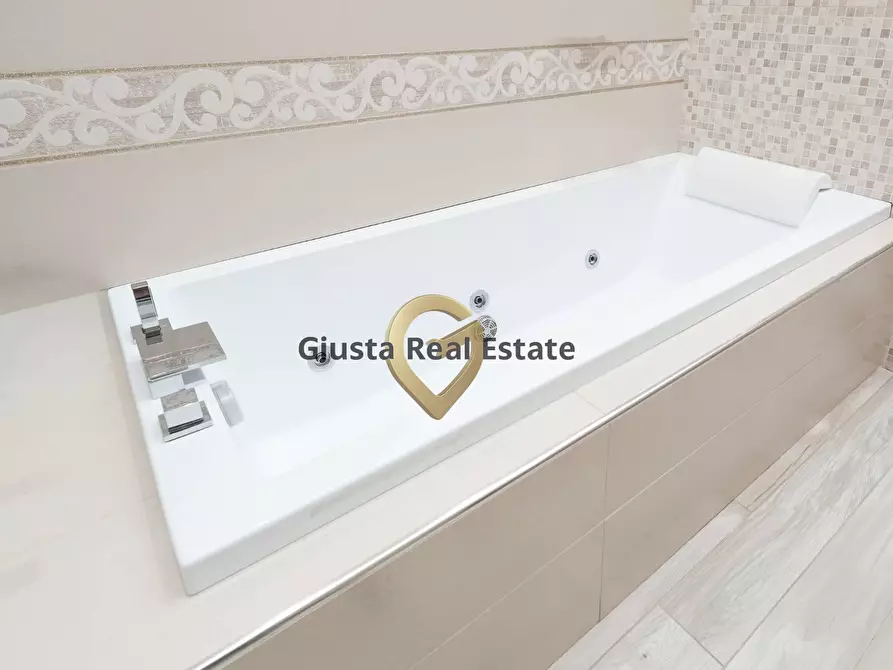 Immagine 13 di Casa indipendente in vendita  in Piazza Unità D'Italia 3 a Mesagne