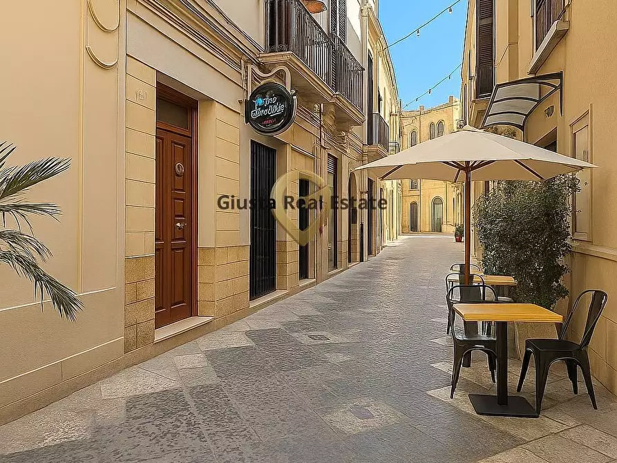 Immagine 14 di Attività commerciale in affitto  in VIa de  catignano 3 a Brindisi