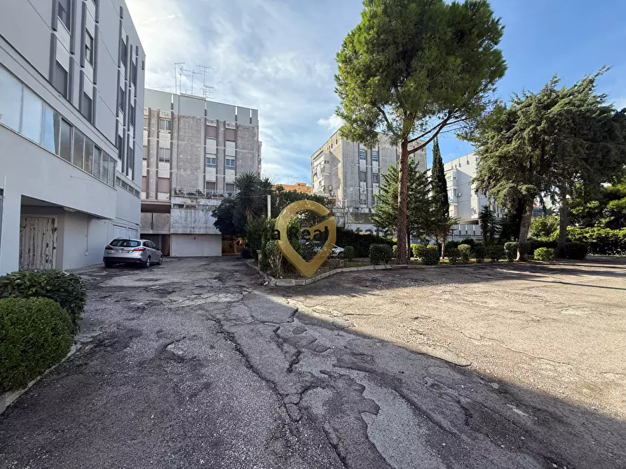 Immagine 30 di Appartamento in vendita  in Via Andrea Mantegna 1 a Brindisi