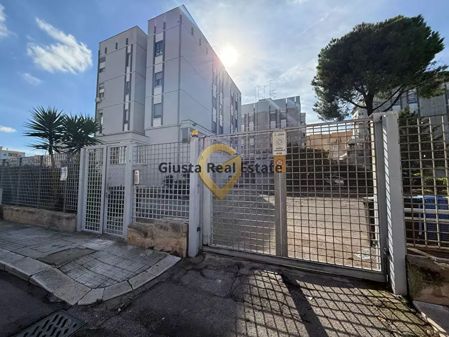 Immagine 33 di Appartamento in vendita  in Via Andrea Mantegna 1 a Brindisi