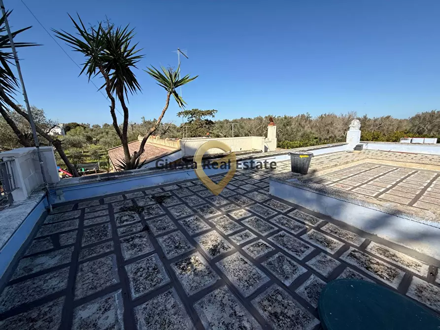 Immagine 26 di Villa in vendita  in CDA EPISCOPANA a Oria