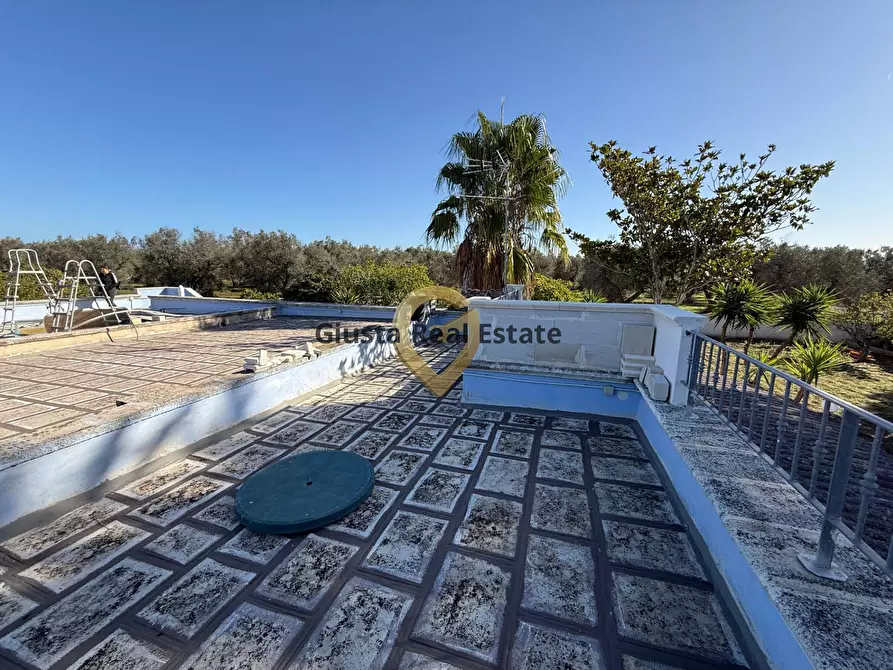 Immagine 27 di Villa in vendita  in CDA EPISCOPANA a Oria