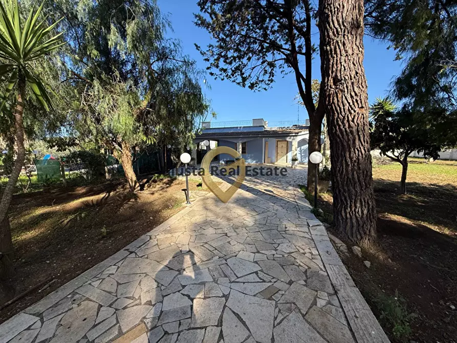 Immagine 29 di Villa in vendita  in CDA EPISCOPANA a Oria