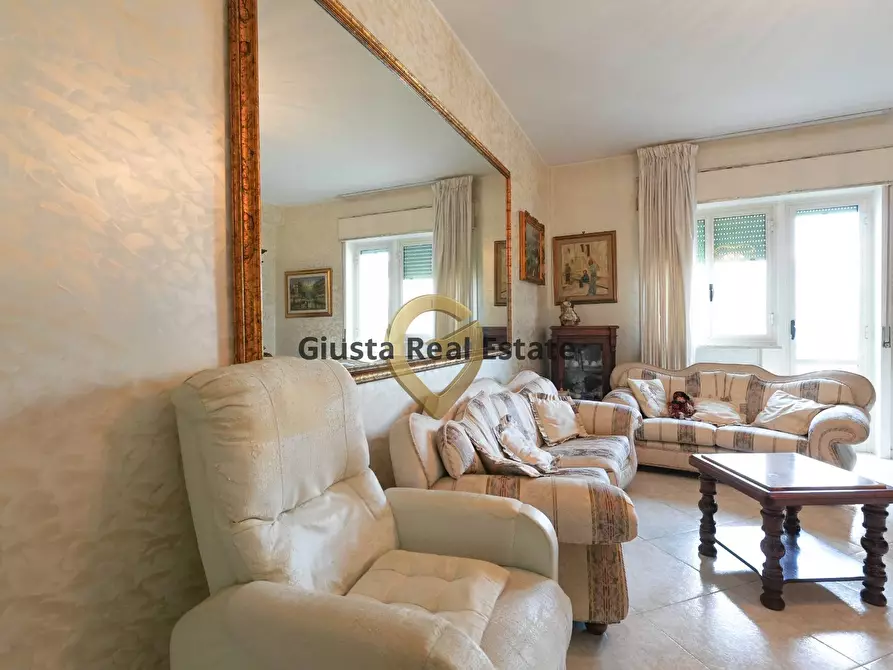 Immagine 16 di Appartamento in vendita  in Viale Commenda 17 a Brindisi