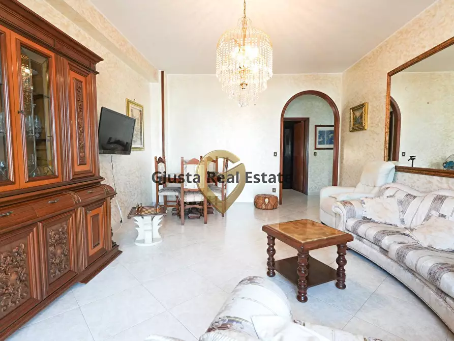 Immagine 19 di Appartamento in vendita  in Viale Commenda 17 a Brindisi