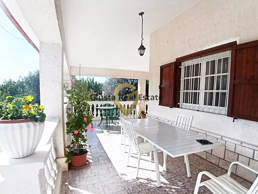 Immagine 6 di Villa in vendita  in Contrada Pagliamonte Via Lombardia SNC a San Vito Dei Normanni