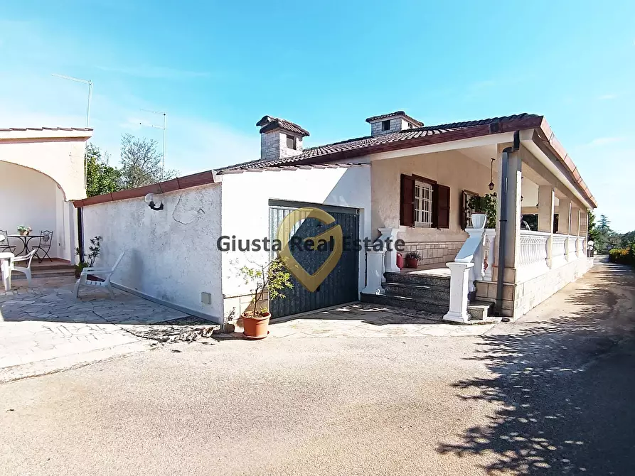 Immagine 19 di Villa in vendita  in Contrada Pagliamonte Via Lombardia SNC a San Vito Dei Normanni