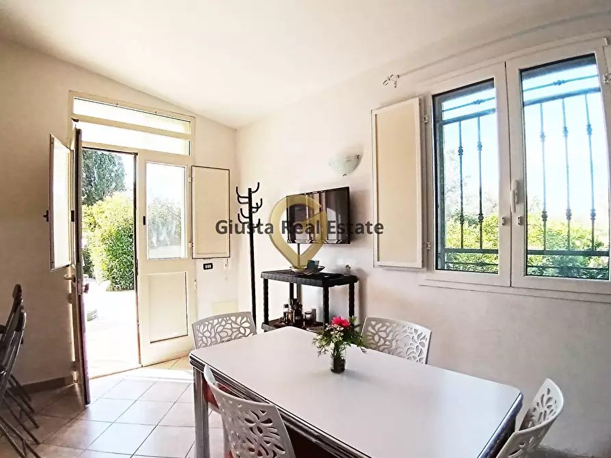 Immagine 23 di Villa in vendita  in Contrada Pagliamonte Via Lombardia SNC a San Vito Dei Normanni