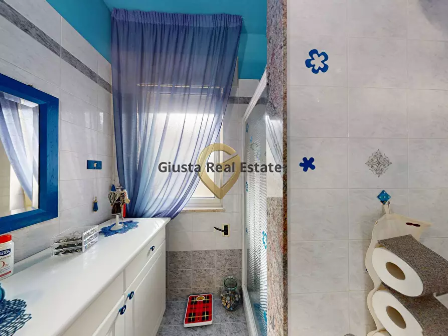 Immagine 9 di Appartamento in vendita  in via Val d'Aosta 8 a Mesagne