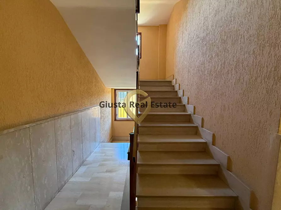 Immagine 27 di Appartamento in vendita  in Via Angelo Lanzellotti 10 a Brindisi