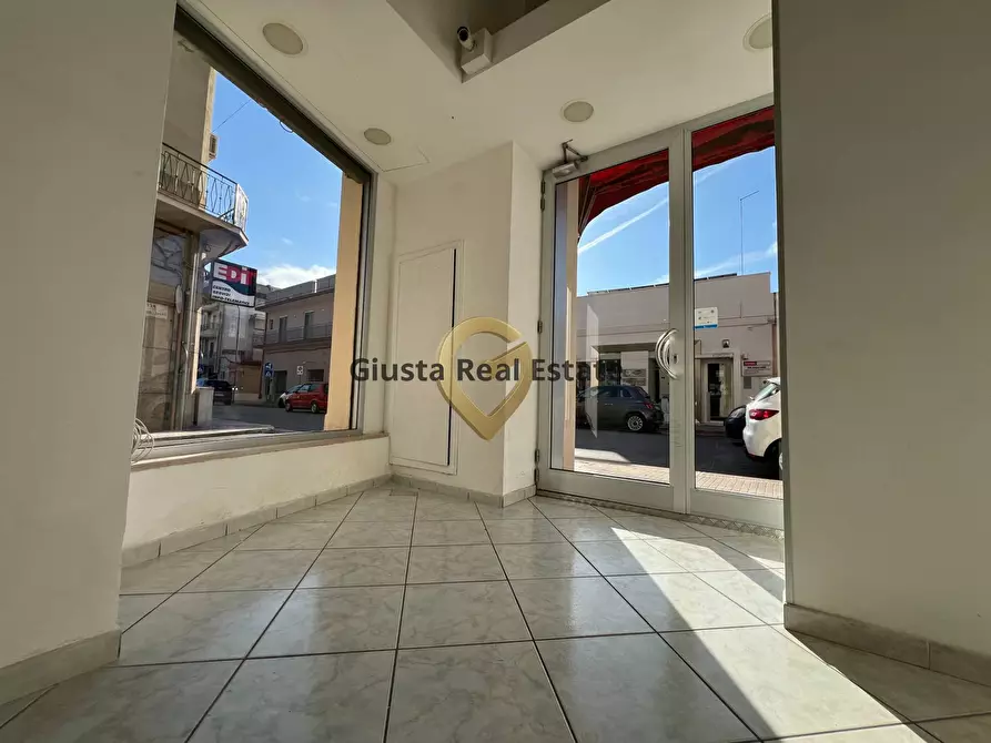 Immagine 6 di Attività commerciale in vendita  in Via Marconi 88 a Mesagne
